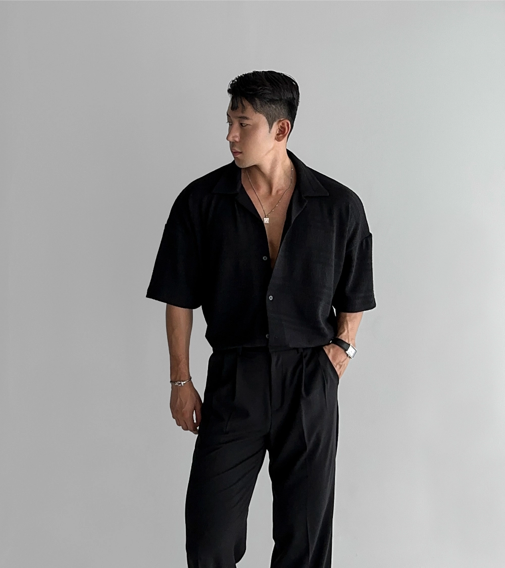 반팔 티셔츠 모델 착용 이미지-S521L23