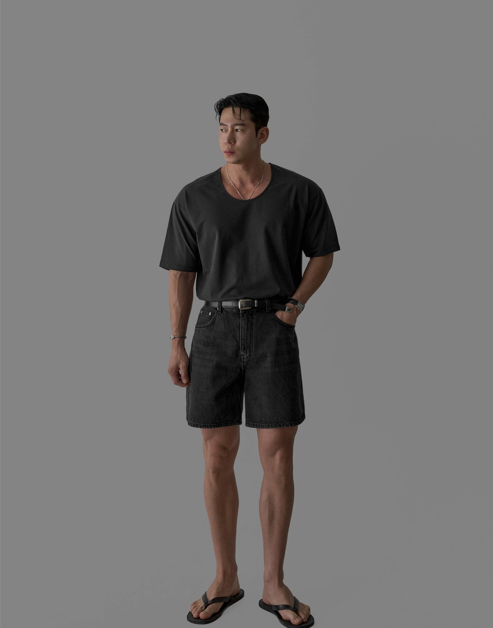 반팔 티셔츠 모델 착용 이미지-S652L29