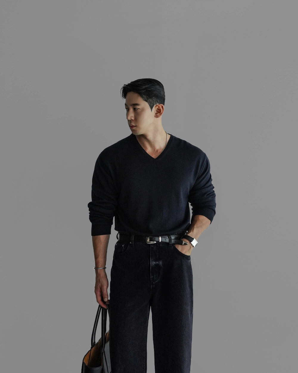 긴팔 티셔츠 모델 착용 이미지-S464L3