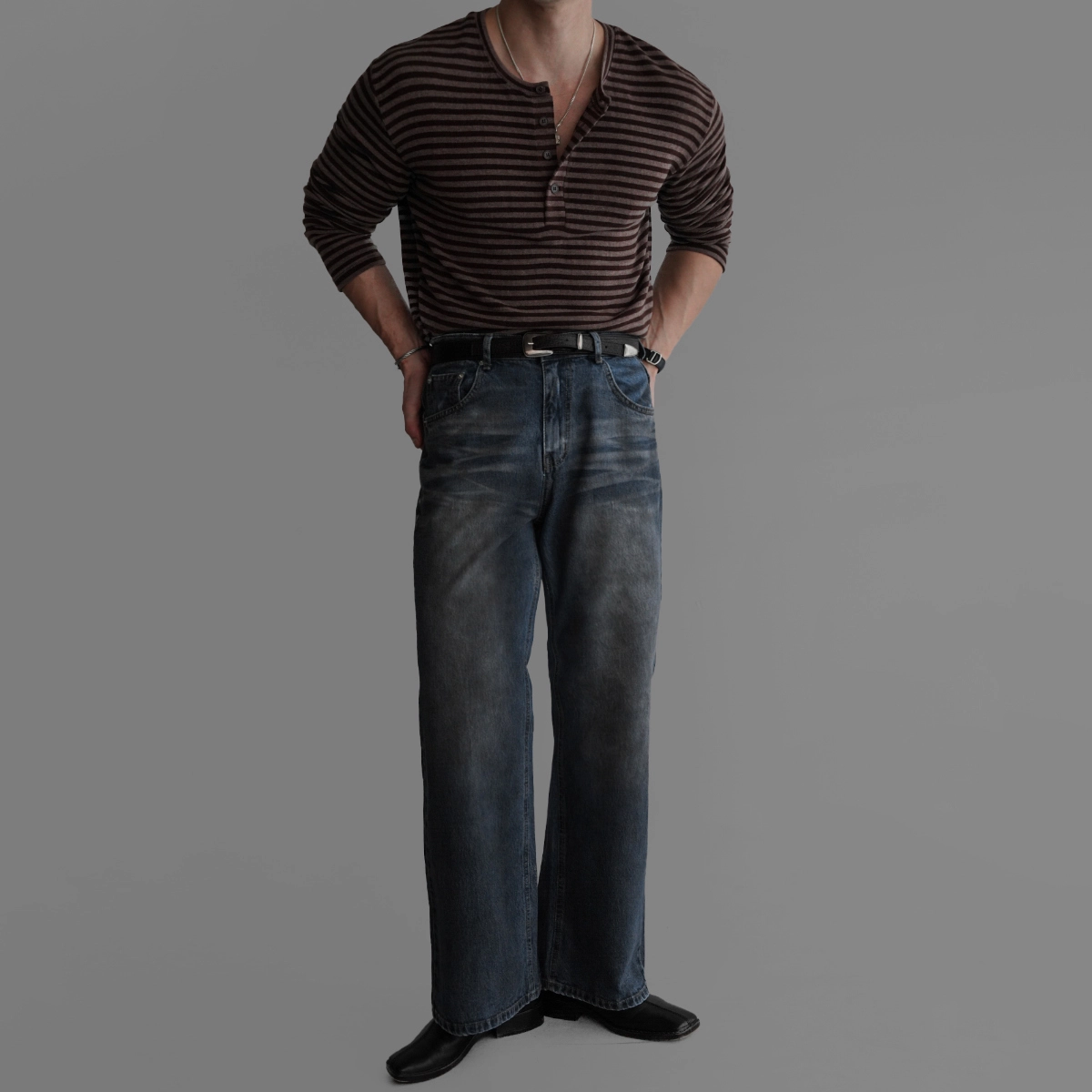 긴팔 티셔츠 모델 착용 이미지-S410L16