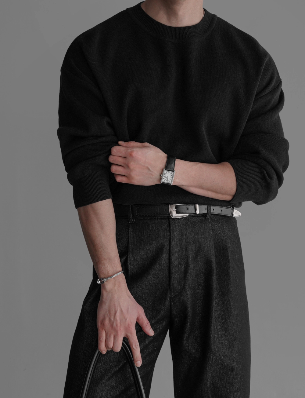 긴팔 티셔츠 모델 착용 이미지-S460L24