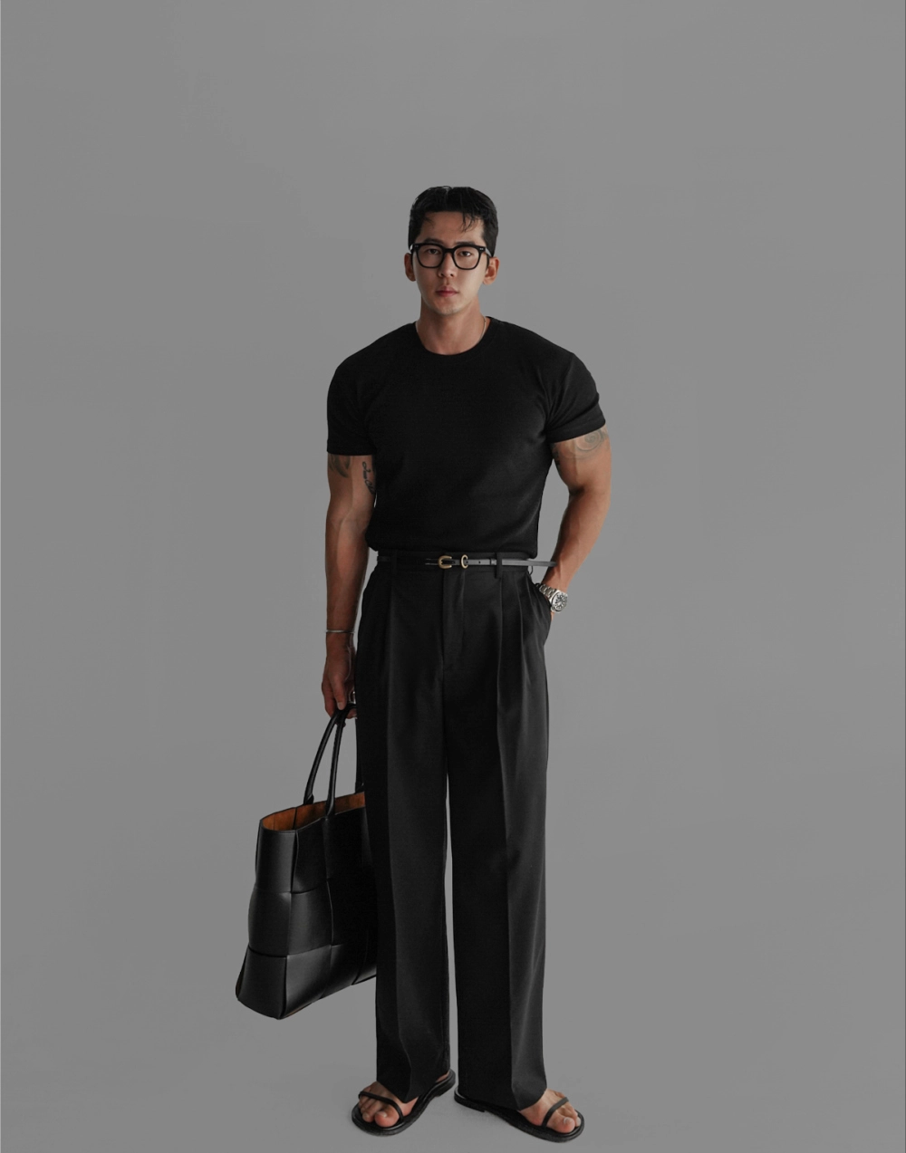 반팔 티셔츠 모델 착용 이미지-S452L5
