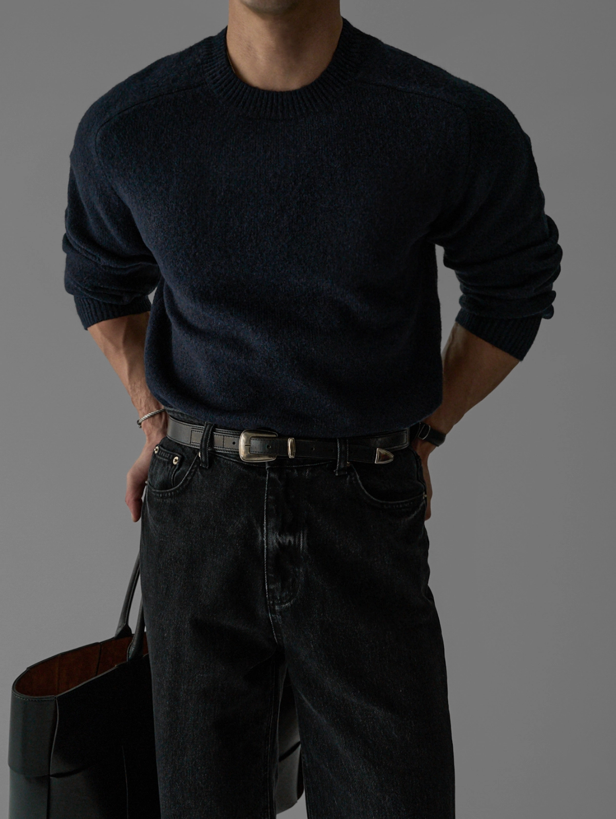 긴팔 티셔츠 모델 착용 이미지-S460L37