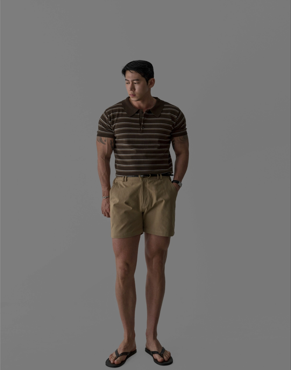 반팔 티셔츠 모델 착용 이미지-S344L23