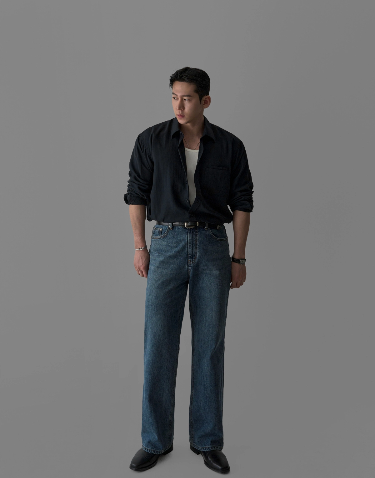 바지 모델 착용 이미지-S433L11