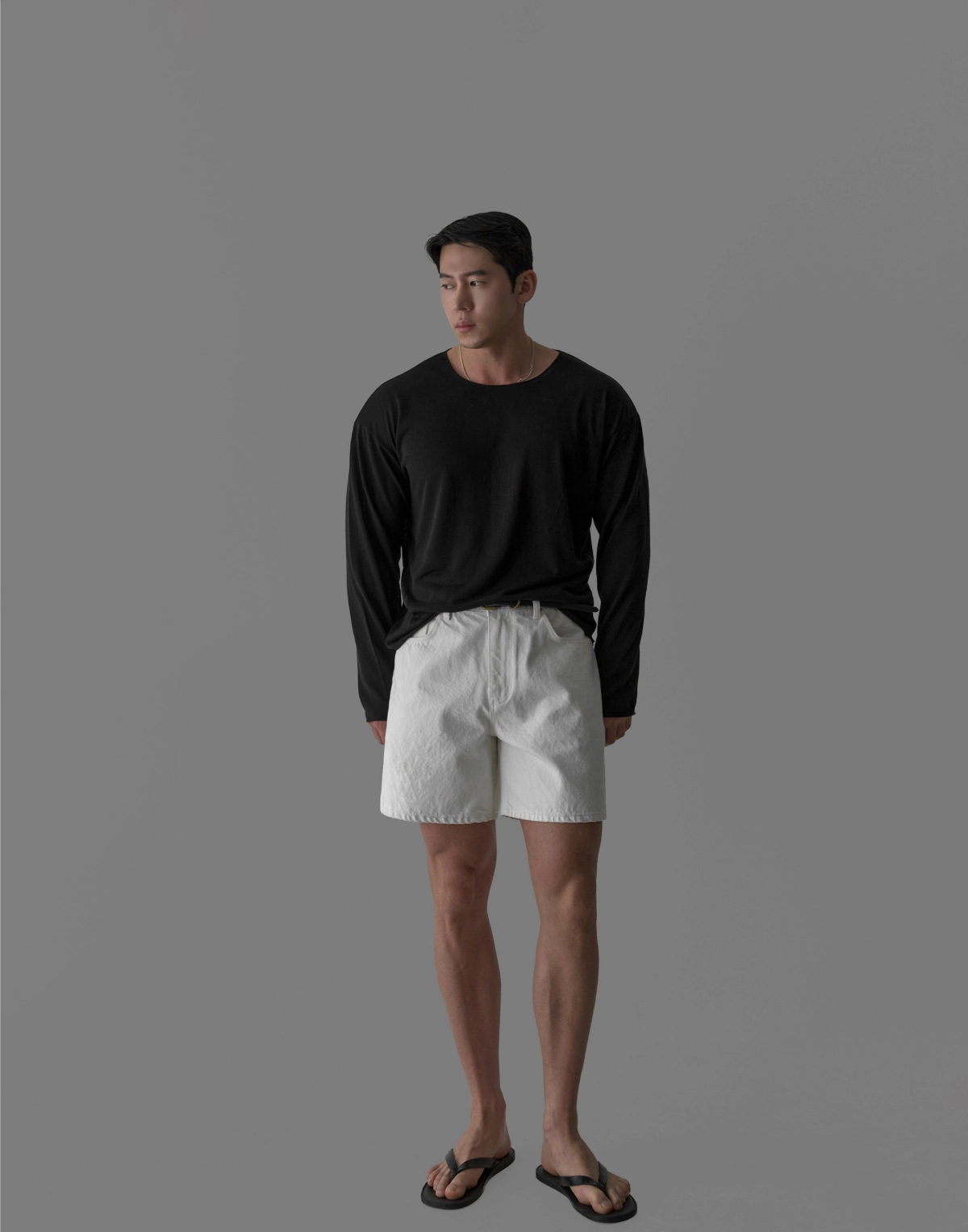 긴팔 티셔츠 모델 착용 이미지-S264L35