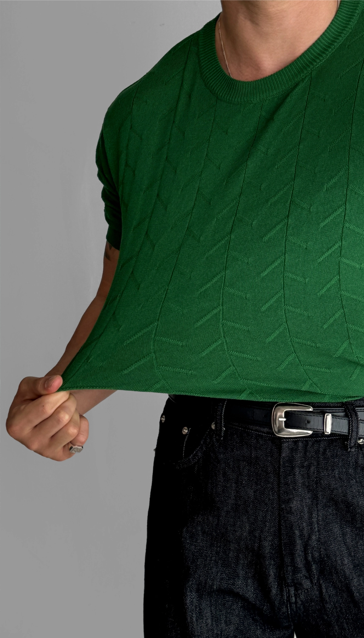 반팔 티셔츠 모델 착용 이미지-S276L39