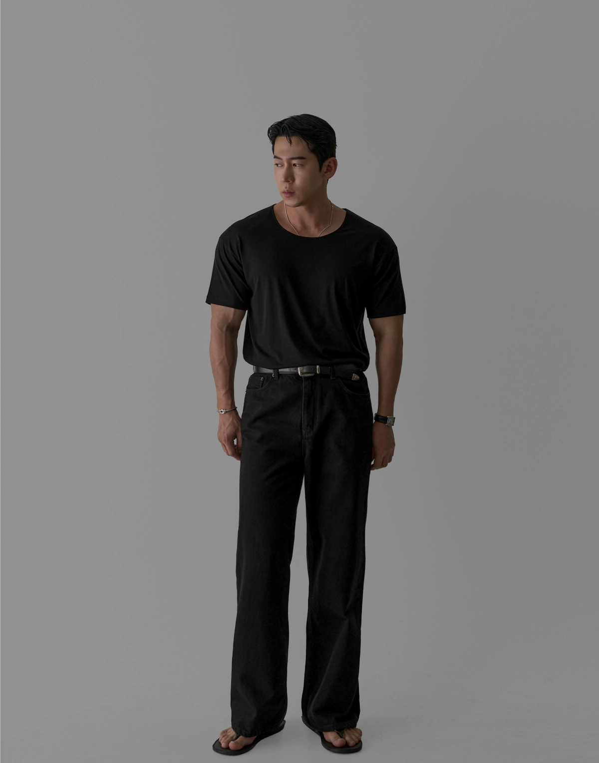 반팔 티셔츠 모델 착용 이미지-S269L16