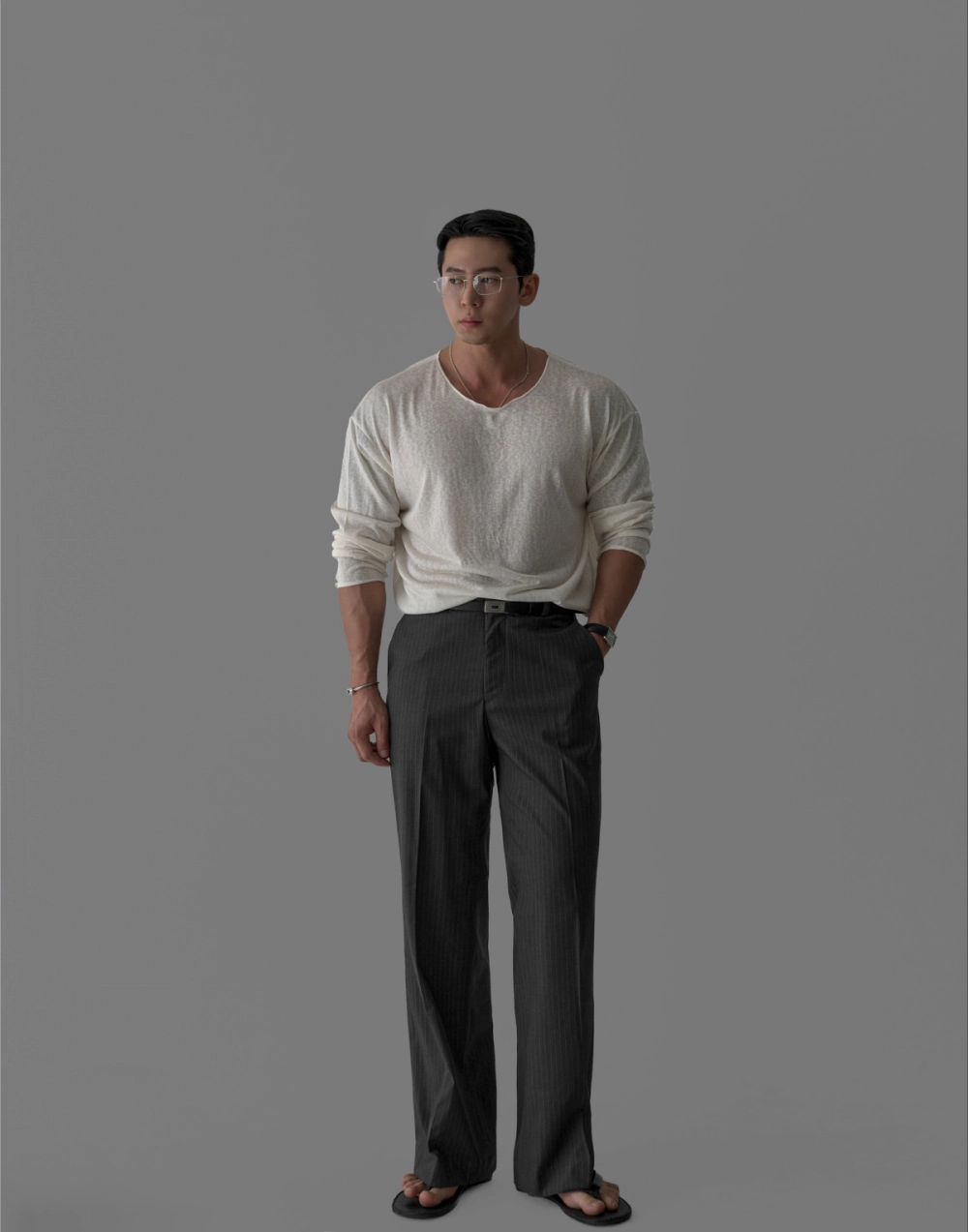 긴팔 티셔츠 모델 착용 이미지-S264L20