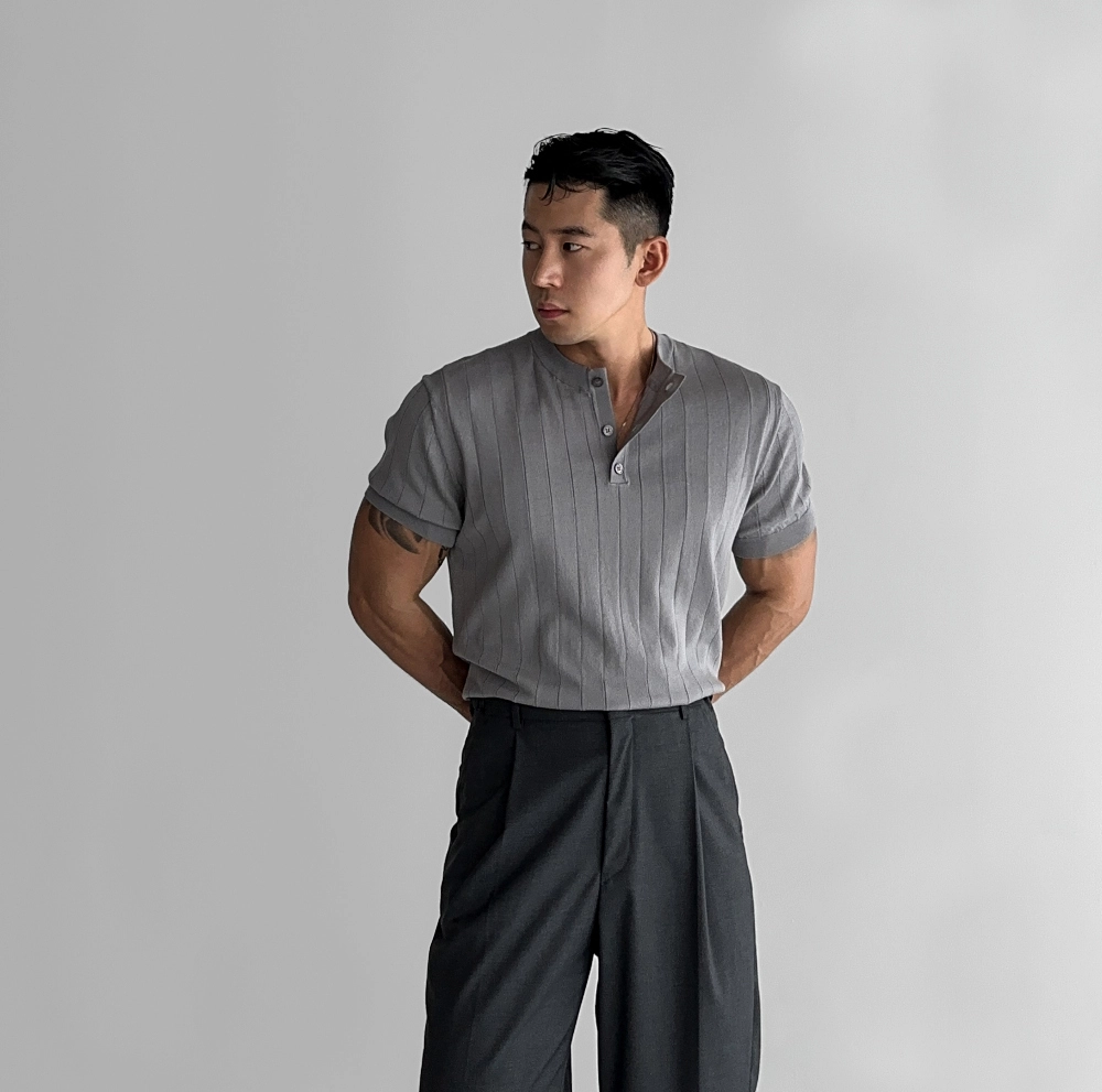 반팔 티셔츠 모델 착용 이미지-S459L22
