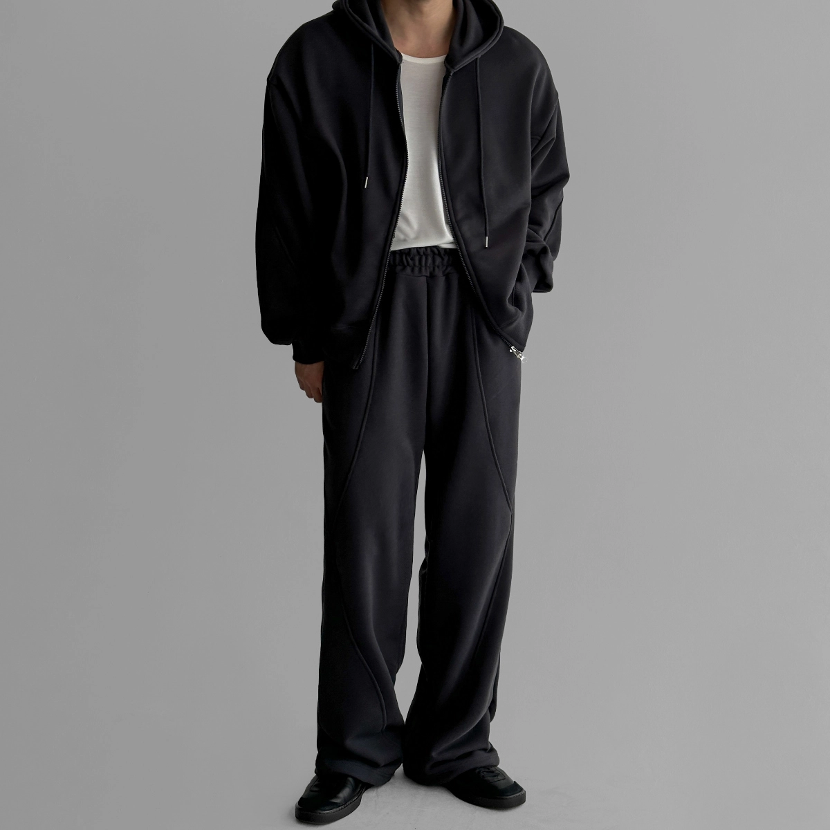 멜빵 스커트/바지 모델 착용 이미지-S220L18