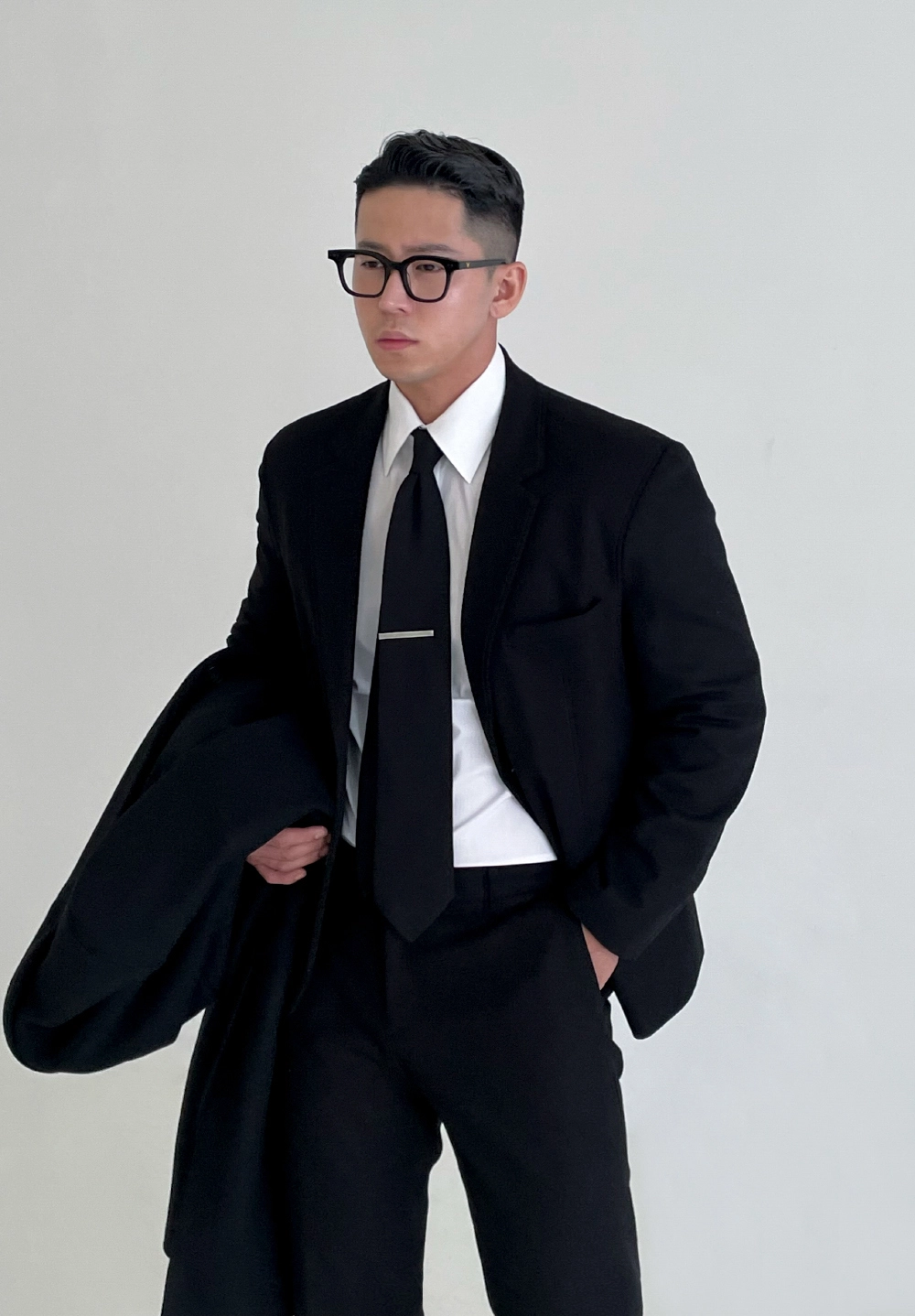 머플러 모델 착용 이미지-S136L19