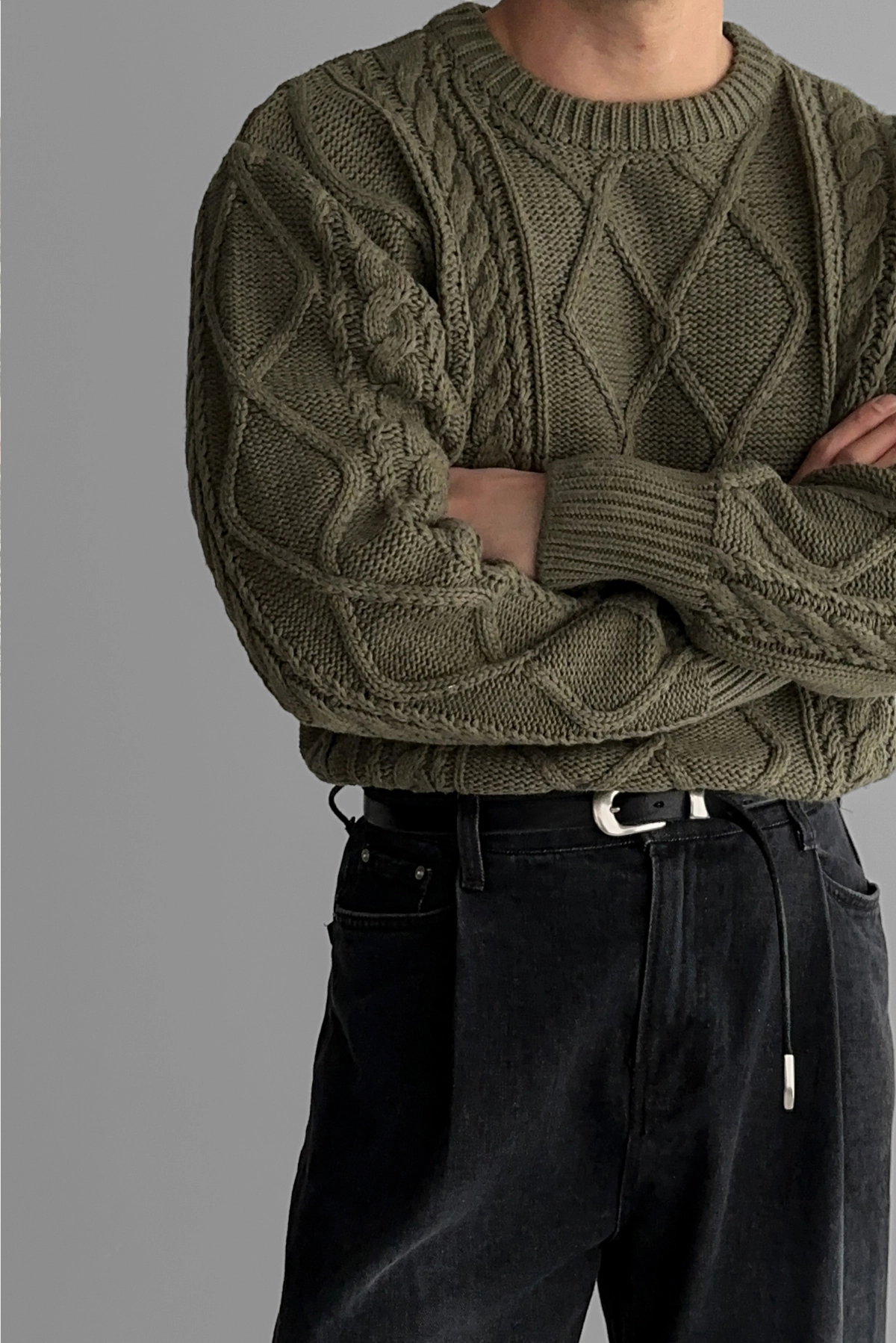 긴팔 티셔츠 모델 착용 이미지-S119L40
