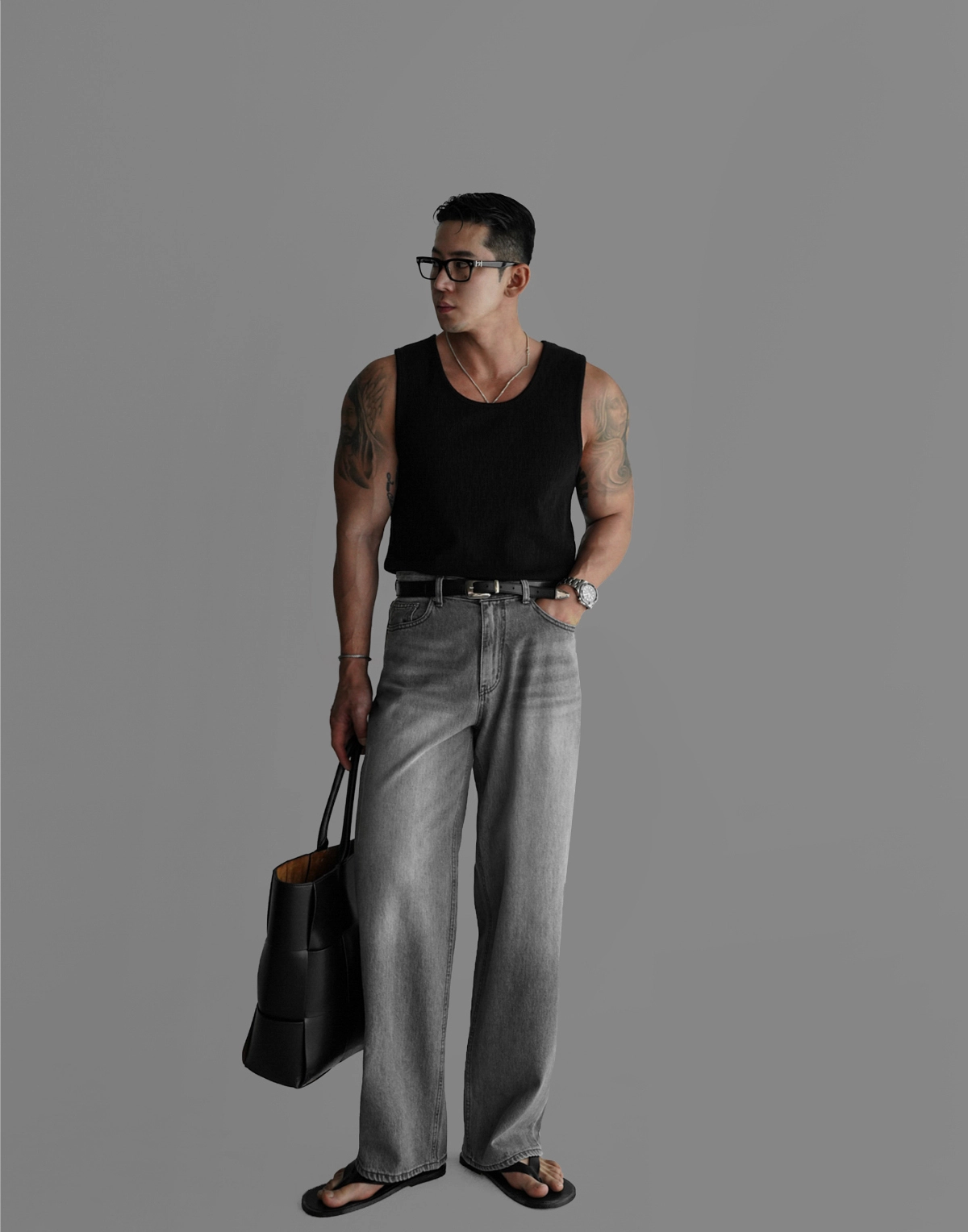 민소매 모델 착용 이미지-S444L5