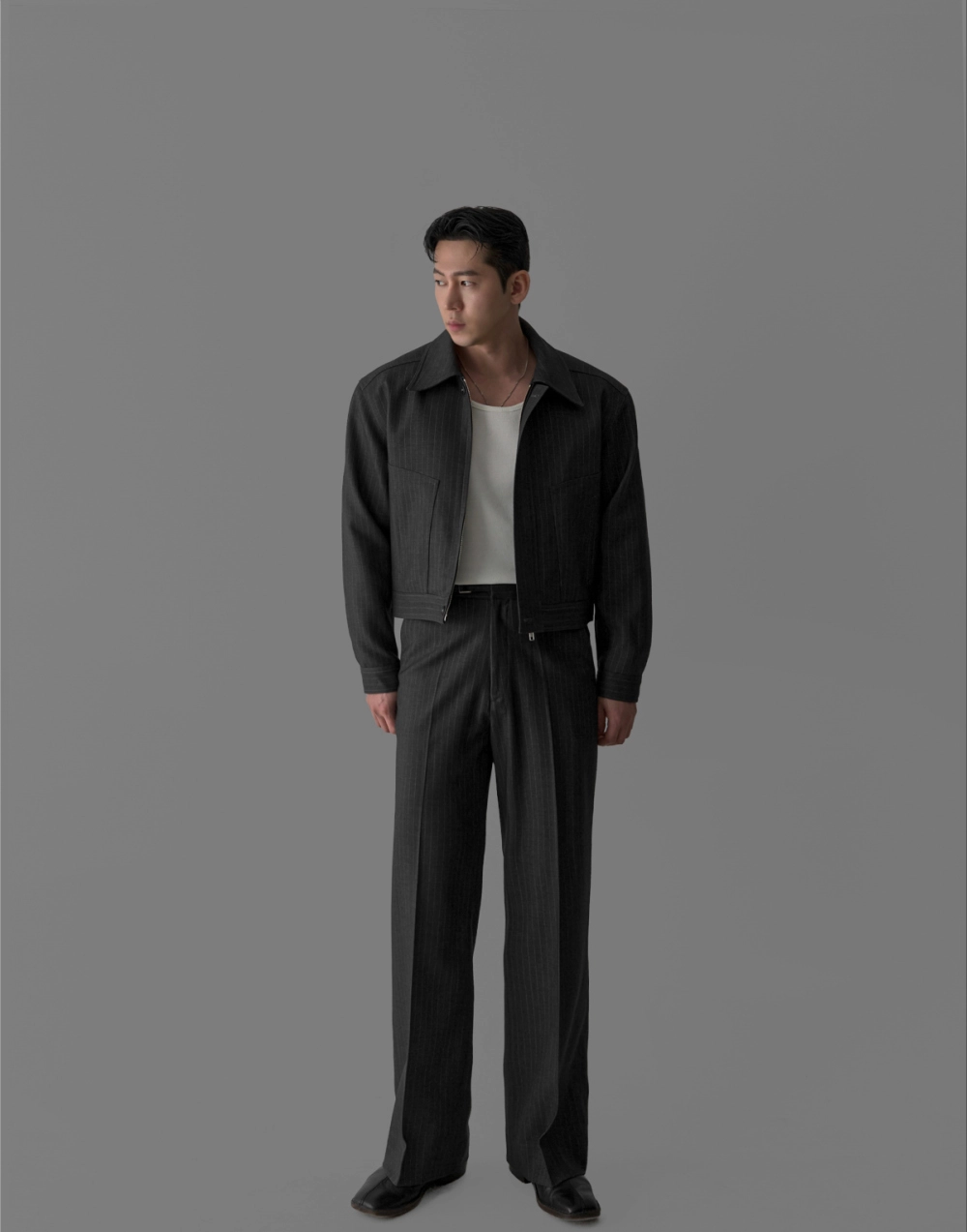 바지 모델 착용 이미지-S385L23