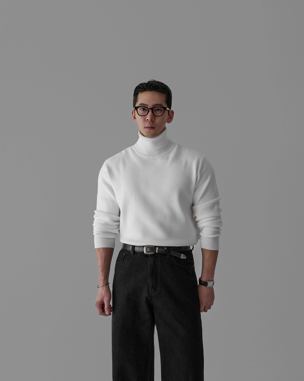 긴팔 티셔츠 모델 착용 이미지-S442L3