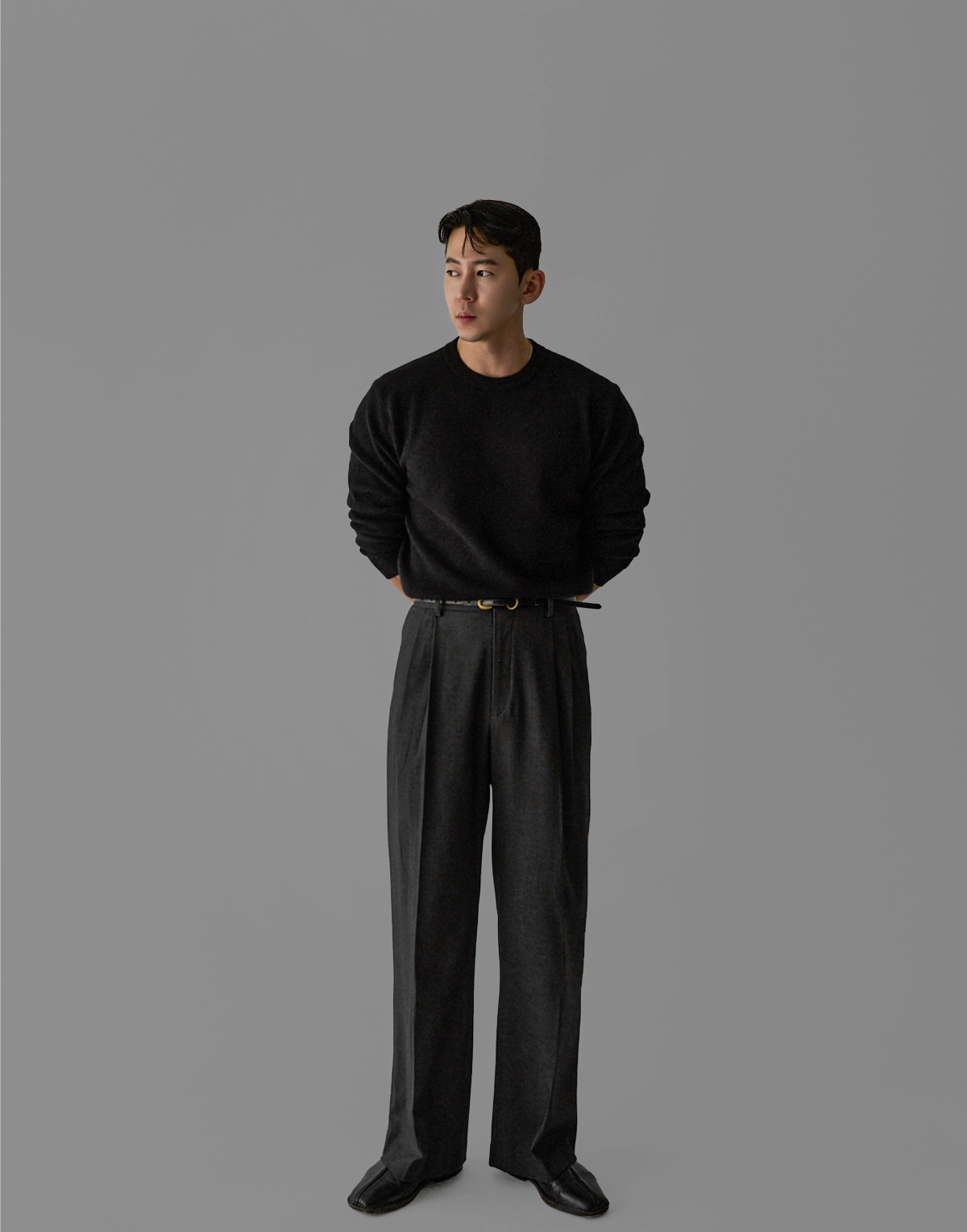 긴팔 티셔츠 모델 착용 이미지-S480L4
