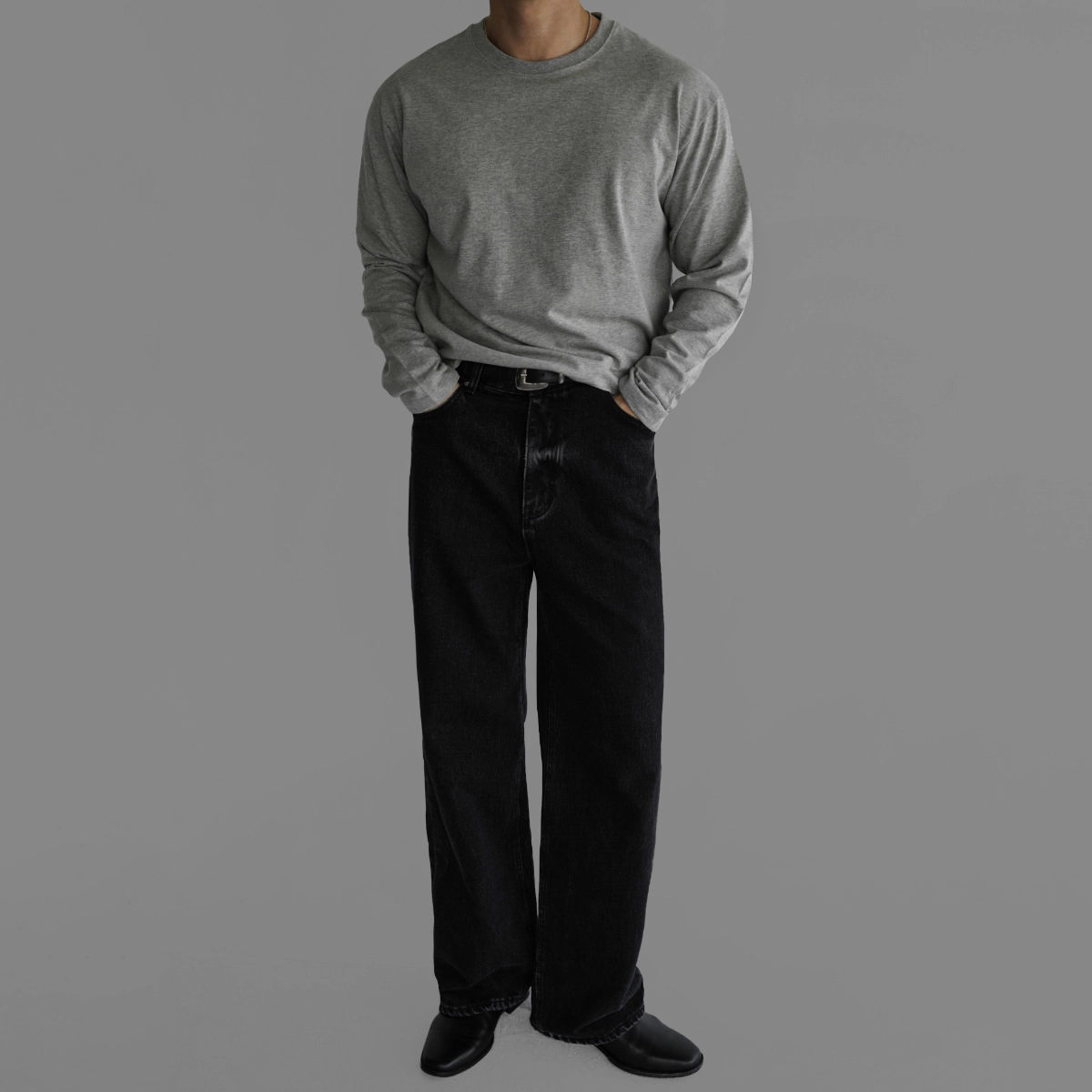 긴팔 티셔츠 모델 착용 이미지-S464L17