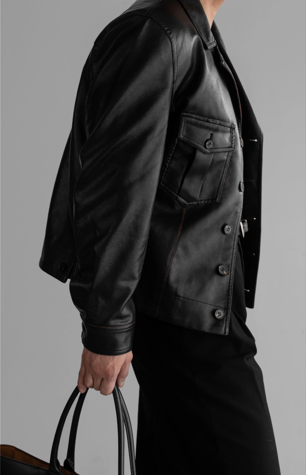 긴팔 티셔츠 모델 착용 이미지-S417L4