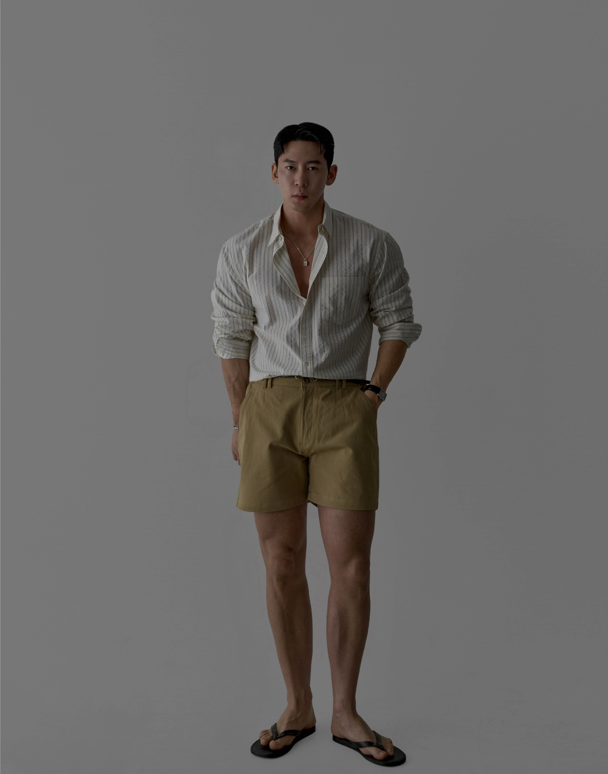 블라우스 모델 착용 이미지-S264L12
