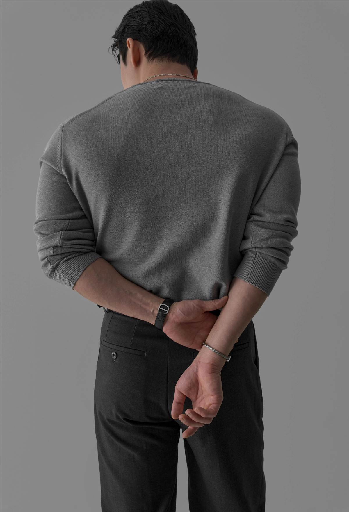긴팔 티셔츠 모델 착용 이미지-S431L16