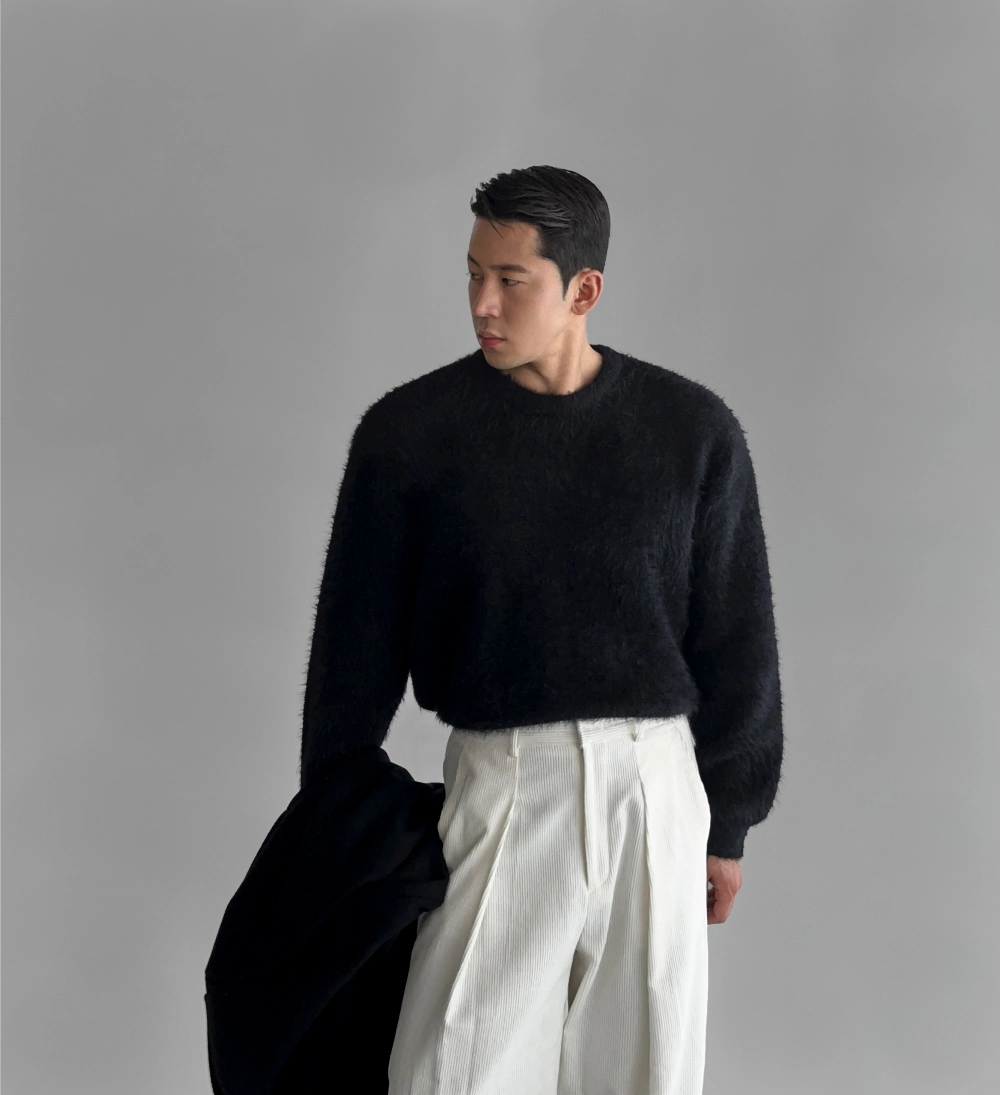 긴팔 티셔츠 모델 착용 이미지-S931L58