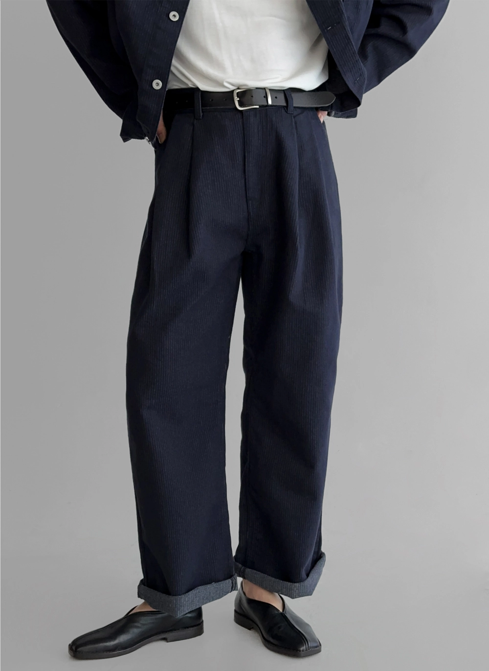 바지 모델 착용 이미지-S1001L2