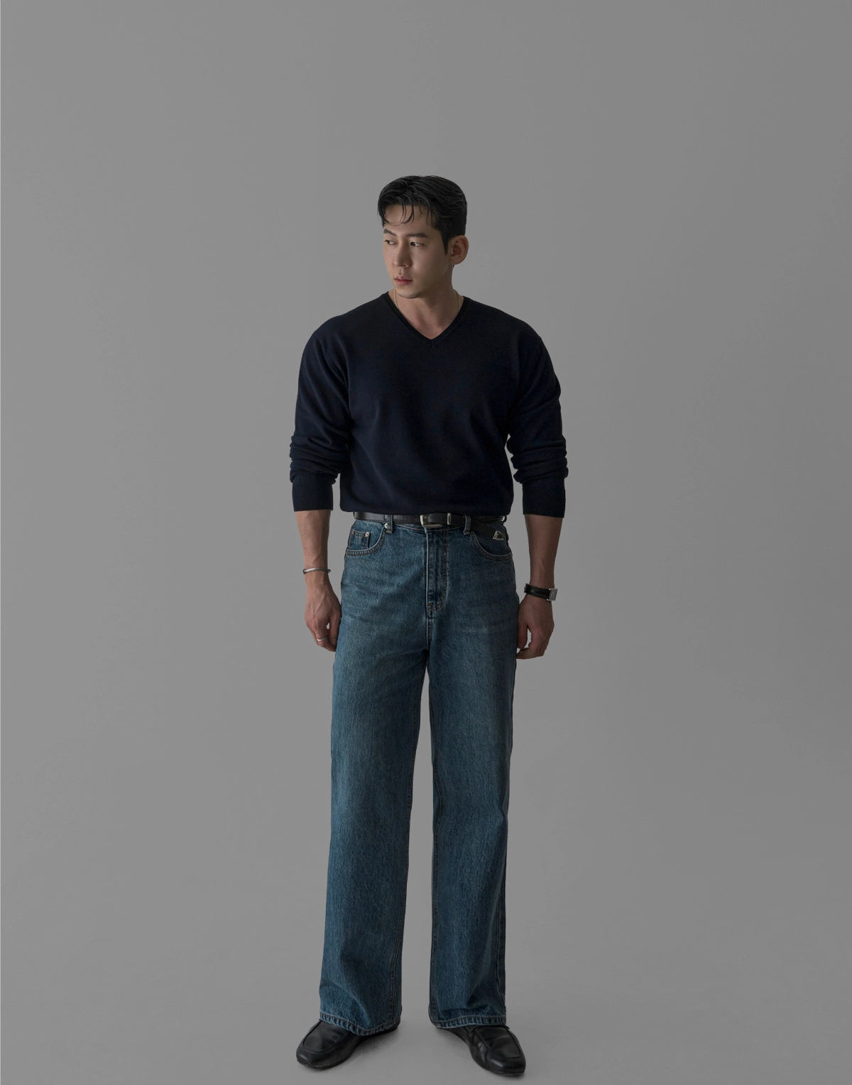긴팔 티셔츠 모델 착용 이미지-S431L28