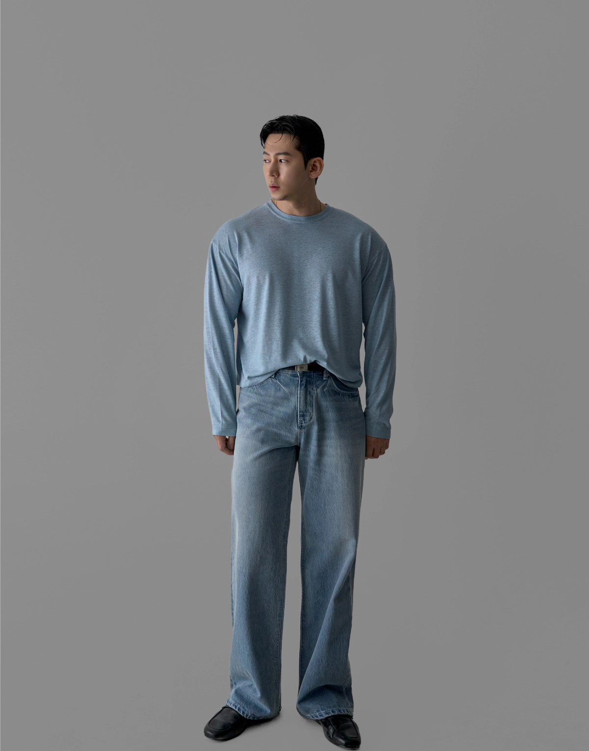 긴팔 티셔츠 모델 착용 이미지-S430L38