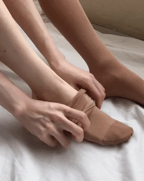 ezgif.com-gif-maker (3).gif