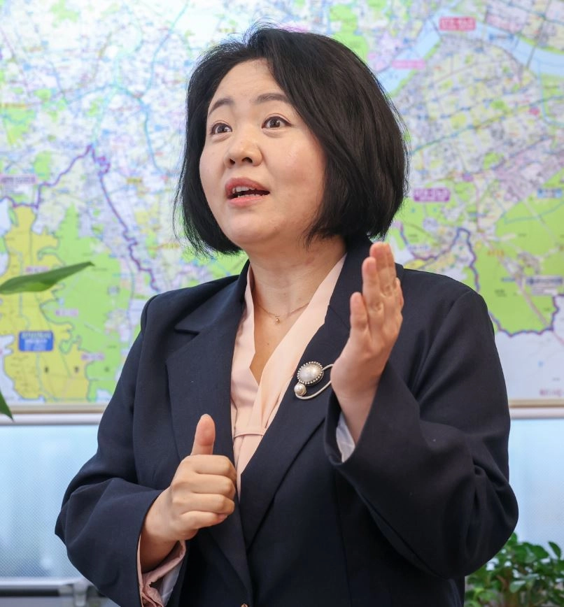 "부동산 전방위 규제 시대, 청약과 매수 '투 트랙' 전략 짜라"