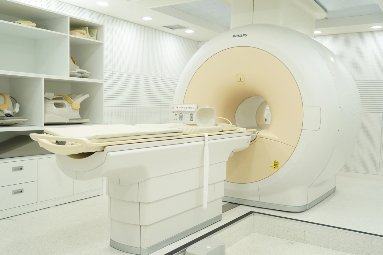 MRI 검사실 이미지