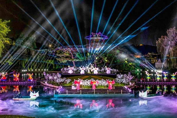 On-water Performance “Seonyumong: King's Dream”