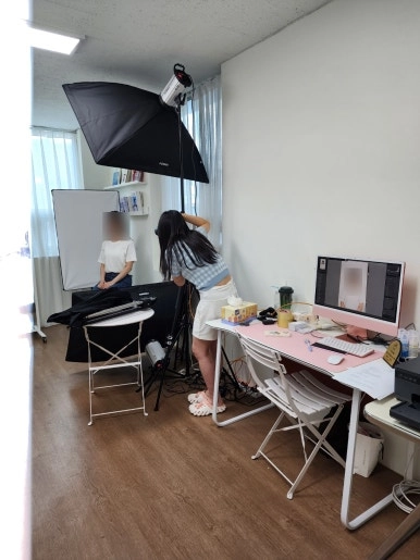 오픈을 준비하는 사진관의 현장 실무교육